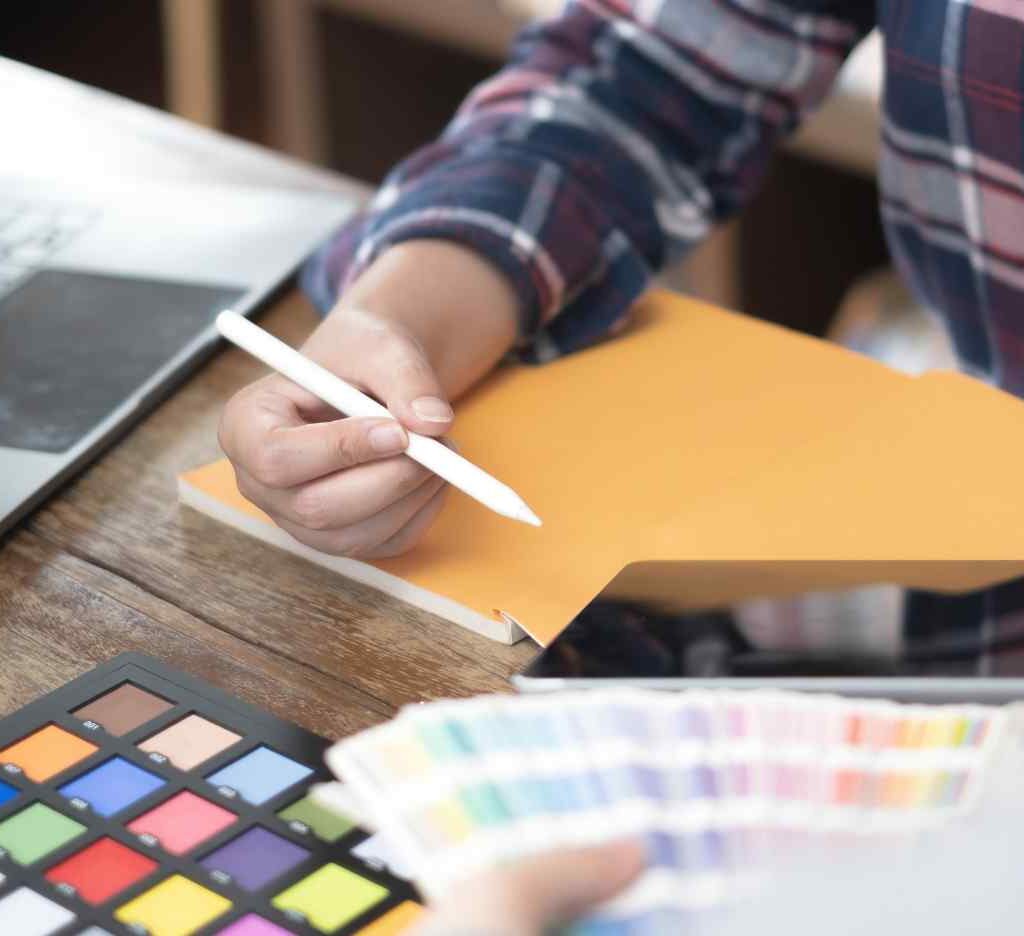 Graphic Design Trends 2023 Are Shaping the New Reality Team Of Creative Graphic Designer Working On Color W86Y3MM 1024x936